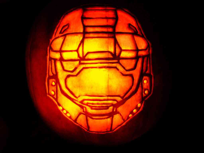 Illustration for article titled Incredible but Real: Science Fiction and Fantasy Pumpkin Carvings!